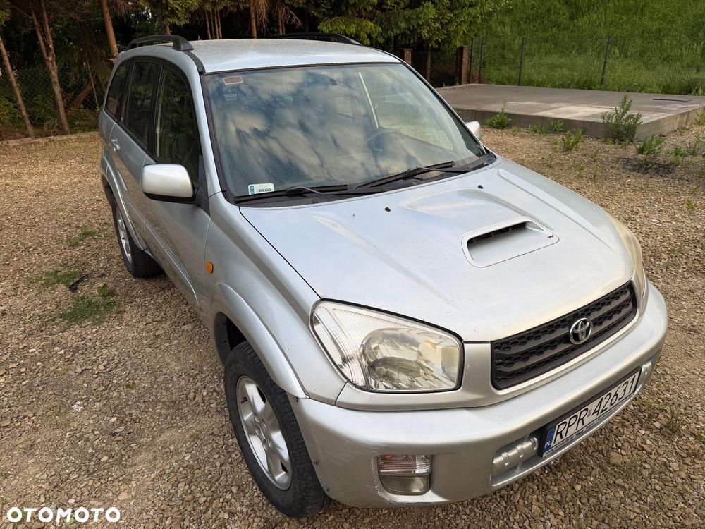 Toyota RAV4 D-4D 4x4 - 14