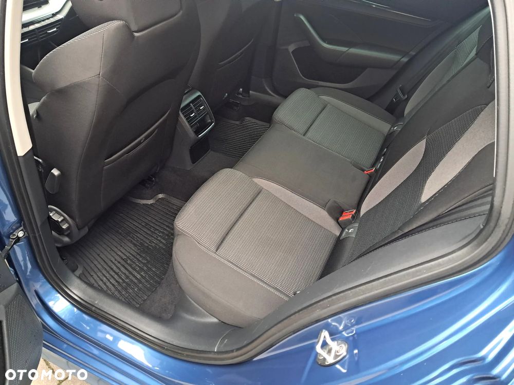 Skoda Octavia 2.0 TDI SCR Ambition DSG - 10