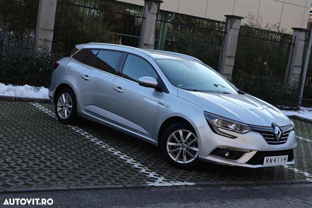 Renault Megane ENERGY dCi 110 Start & Stop Bose Edition - 4