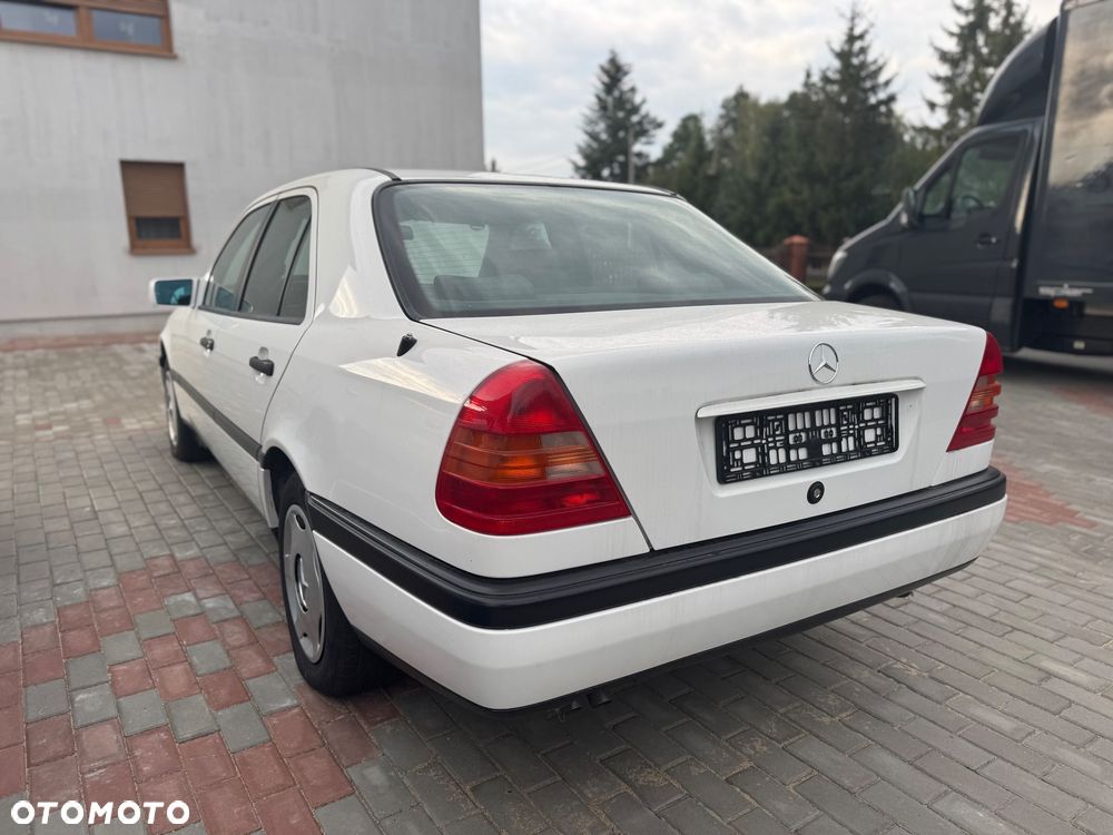 Mercedes-Benz Klasa C - 2
