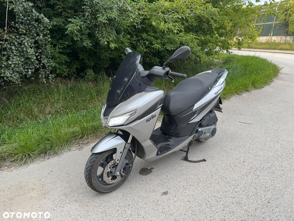 Aprilia Inny - 1