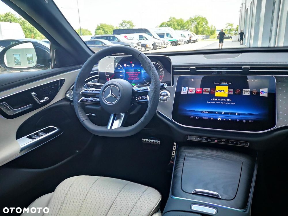 Mercedes-Benz Klasa E 300 de PHEV 4-Matic AMG 9G-Tronic - 15
