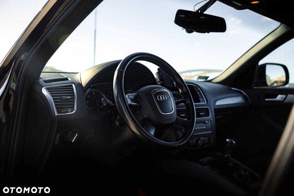 Audi Q5 2.0 TDI - 14