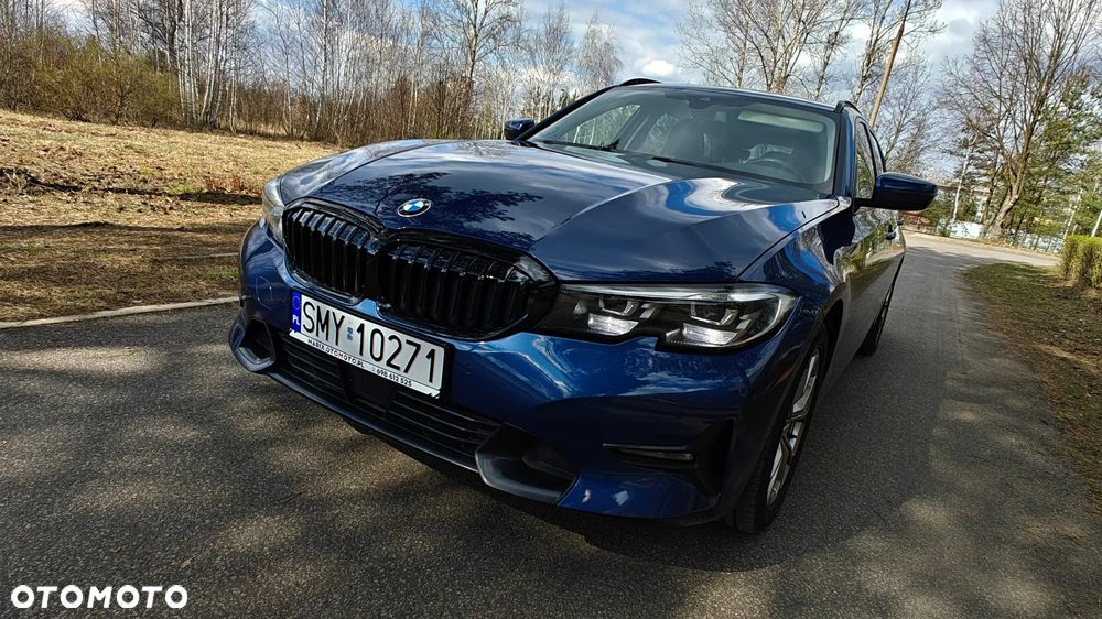 BMW Seria 3 320d Sport Line Shadow - 40