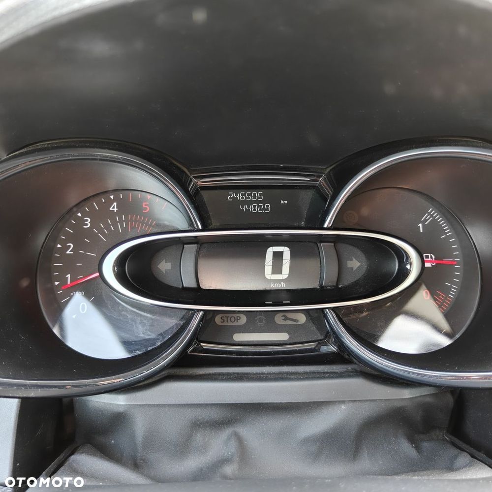 Renault Clio 1.5 dCi Authentique - 9