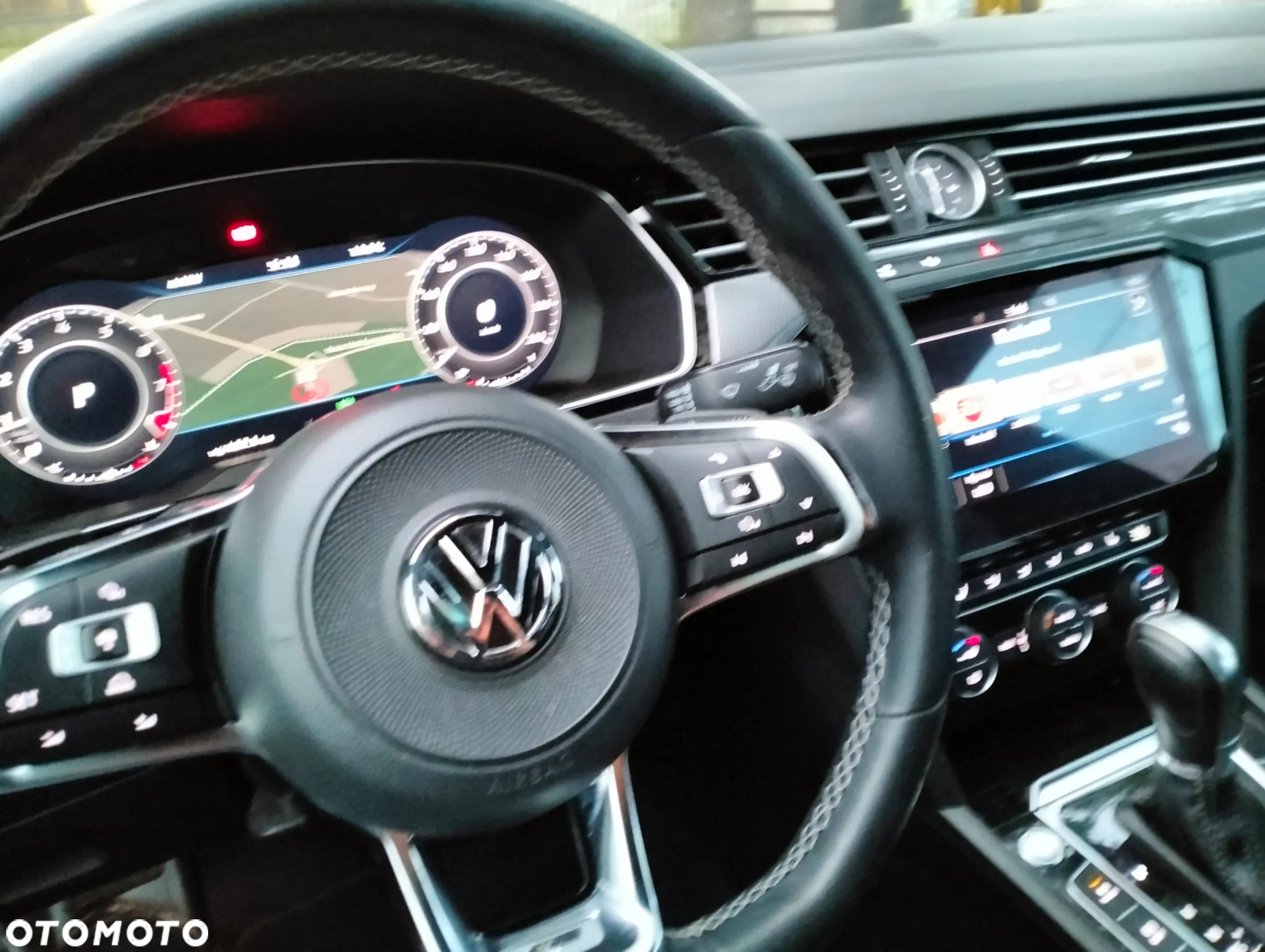 Volkswagen Arteon 2.0 TSI R-Line DSG - 13