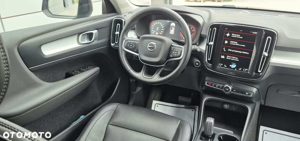 Volvo XC 40 - 29