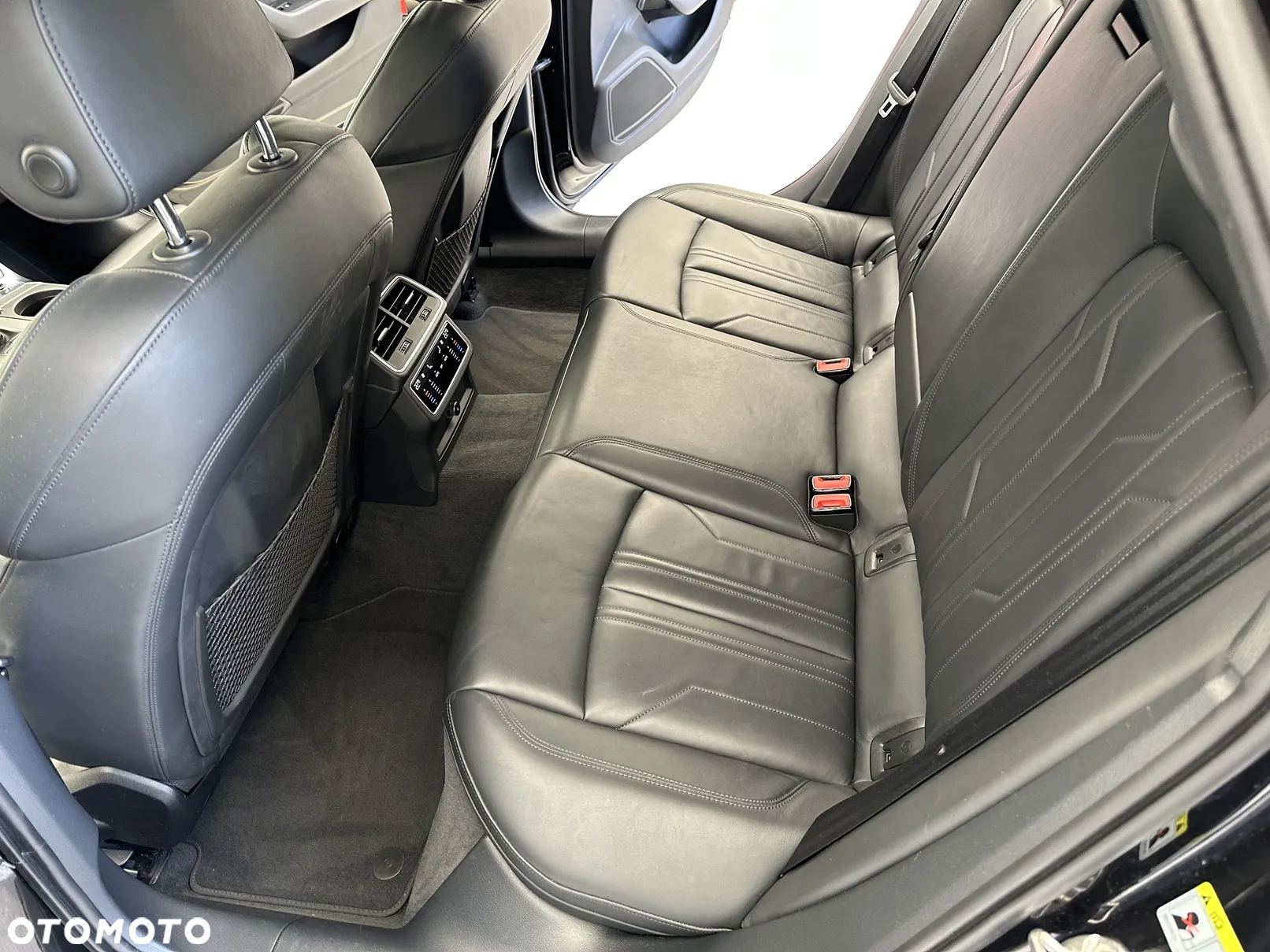 Audi A6 Avant 40 TDI S tronic design - 8