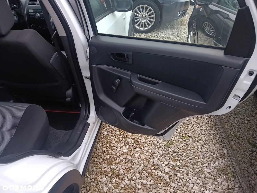 Fiat Sedici 1.6 16V 4x2 Dynamic - 12
