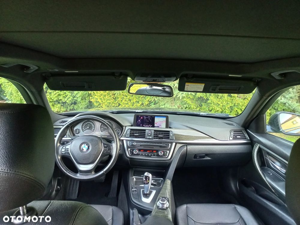 BMW Seria 3 330d Luxury Line - 10