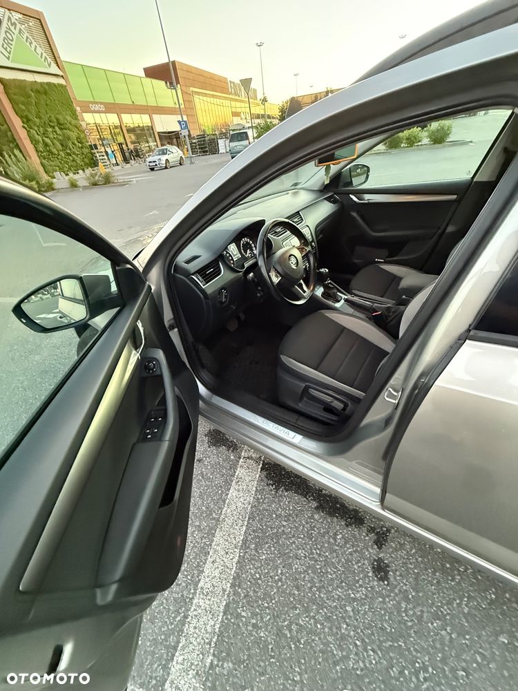 Skoda Octavia 2.0 TDI (Green tec) DSG Joy - 15