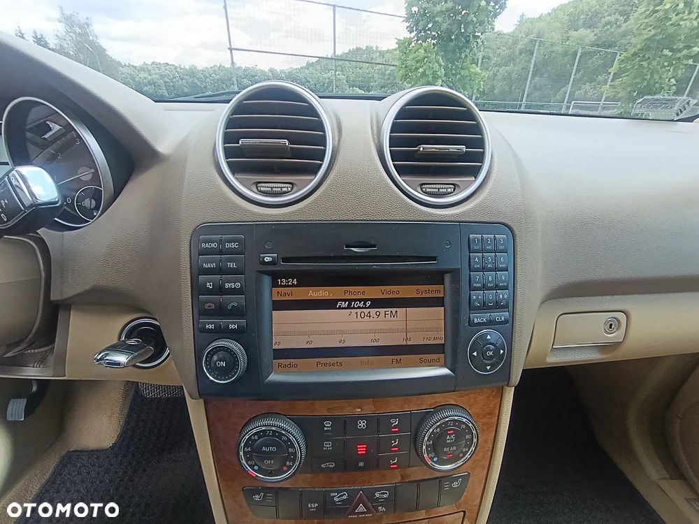 Mercedes-Benz ML 350 4Matic 7G-TRONIC - 22