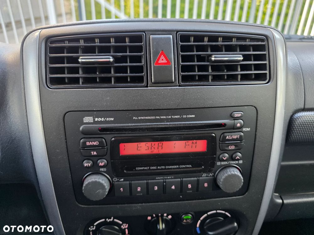 Suzuki Jimny 1.3 Elegance - 11