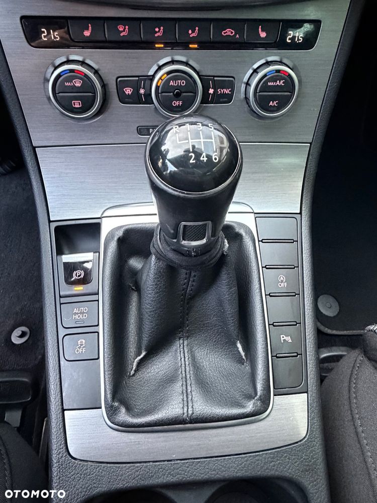 Volkswagen Passat 2.0 TDI Comfortline - 31