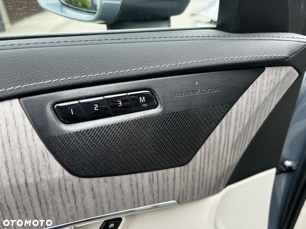 Volvo XC 90 B5 D AWD Plus Bright 7os - 22