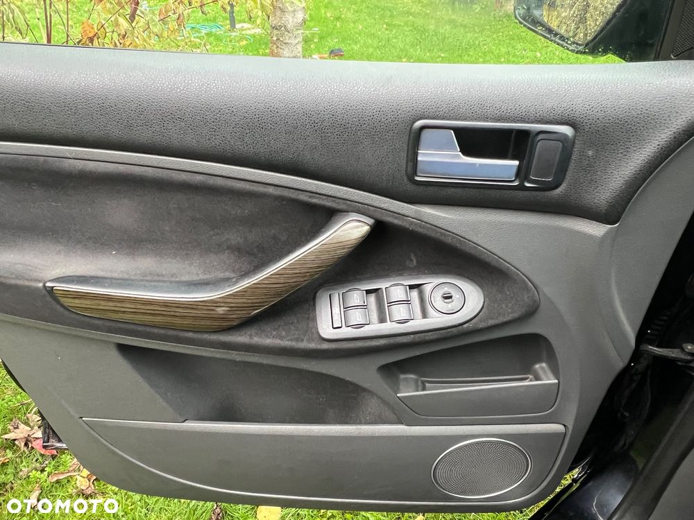 Ford C-MAX 1.8 TDCi Ghia - 19