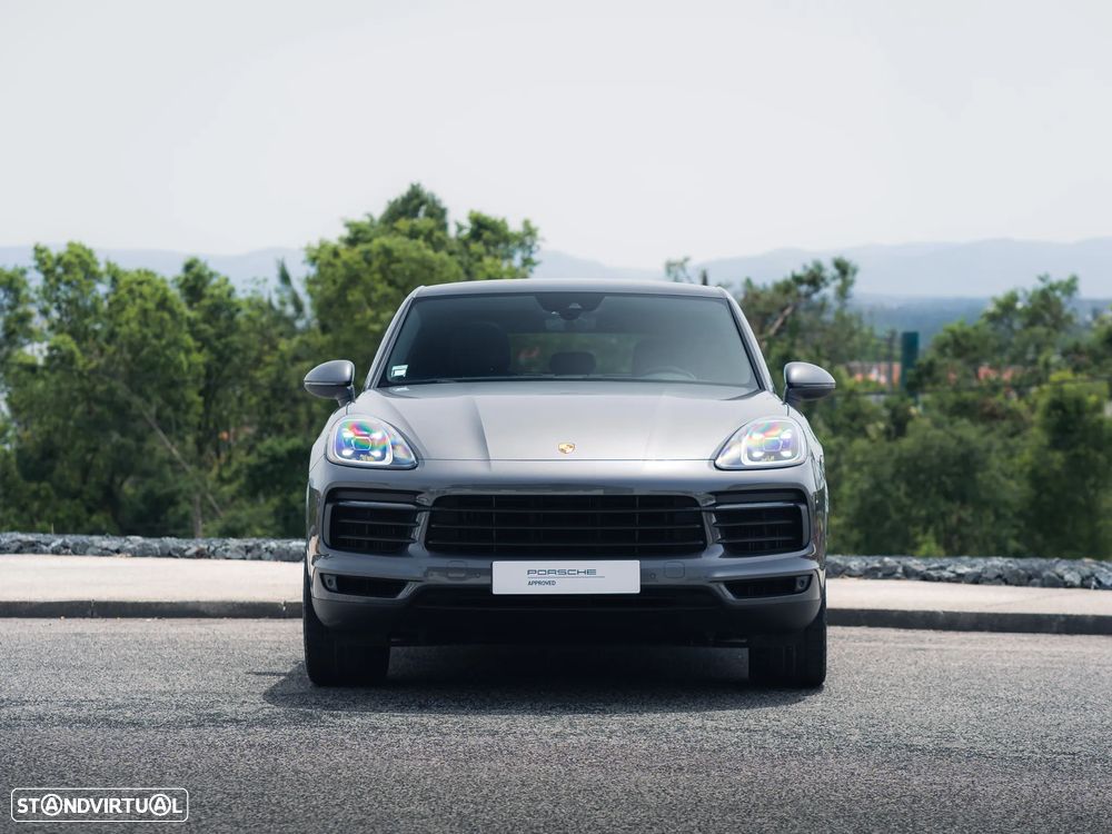 Porsche Cayenne Coupé E-Hybrid - 12