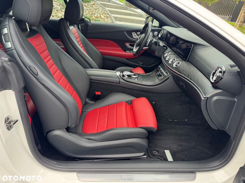 Mercedes-Benz Klasa E 400 4-Matic 9G-TRONIC - 17