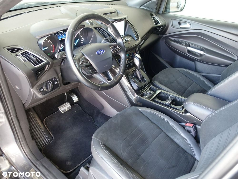 Ford Kuga 2.0 TDCi AWD ST-Line - 12