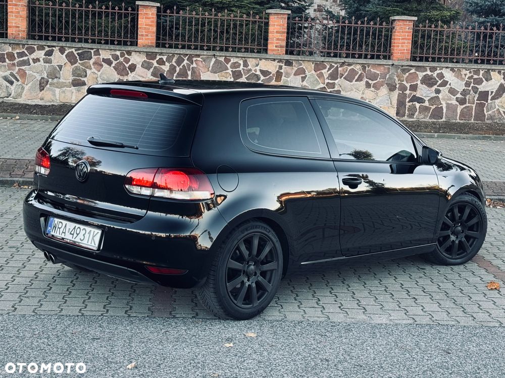 Volkswagen Golf VI 2.0 TDI Comfortline - 17