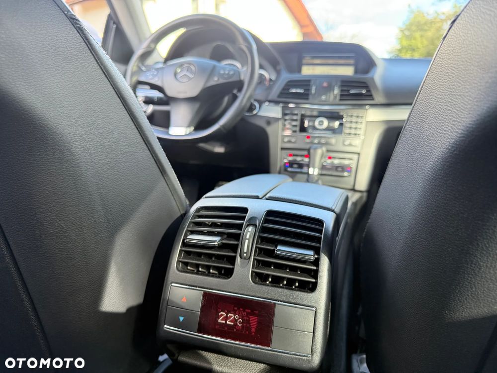 Mercedes-Benz Klasa E 350 CDI BlueEff - 21