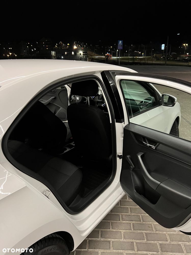 Skoda RAPID 1.0 TSI Active - 7