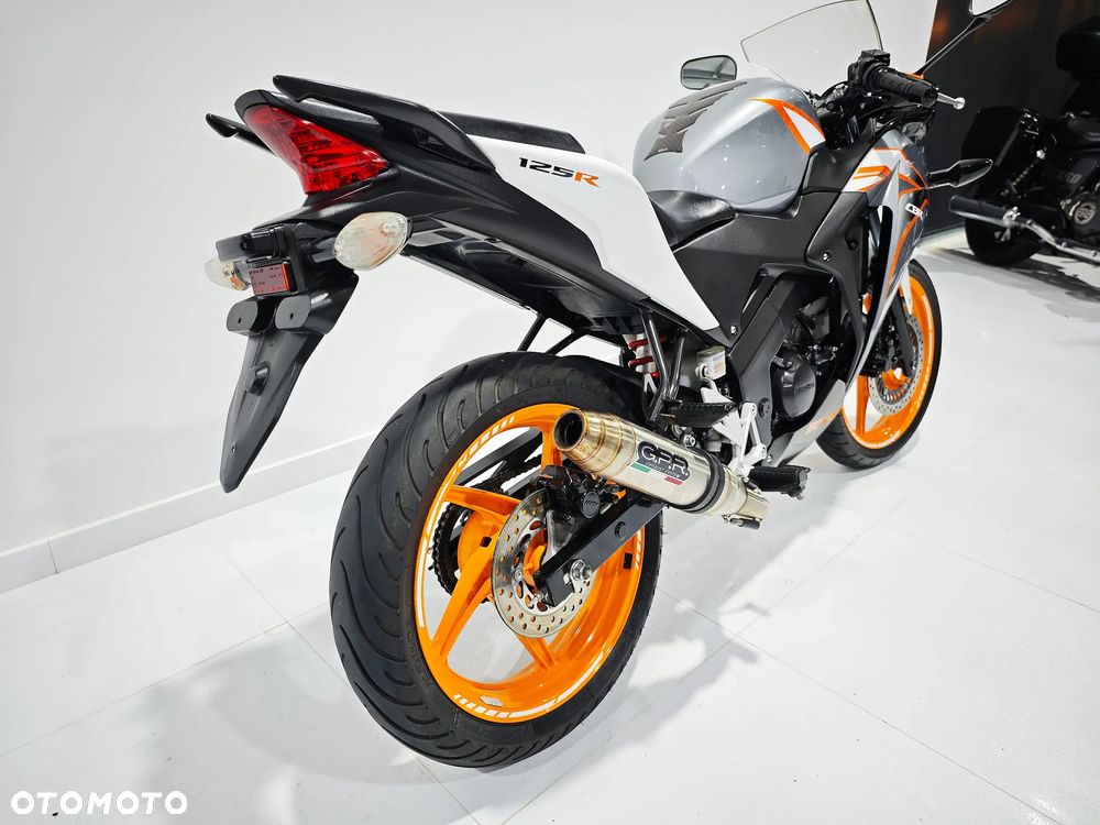 Honda CBR - 12