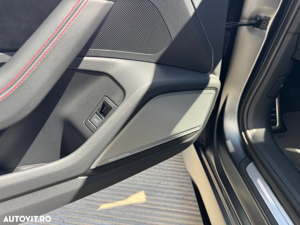 Audi RS6 Avant TFSI quattro Tiptronic MHEV - 11