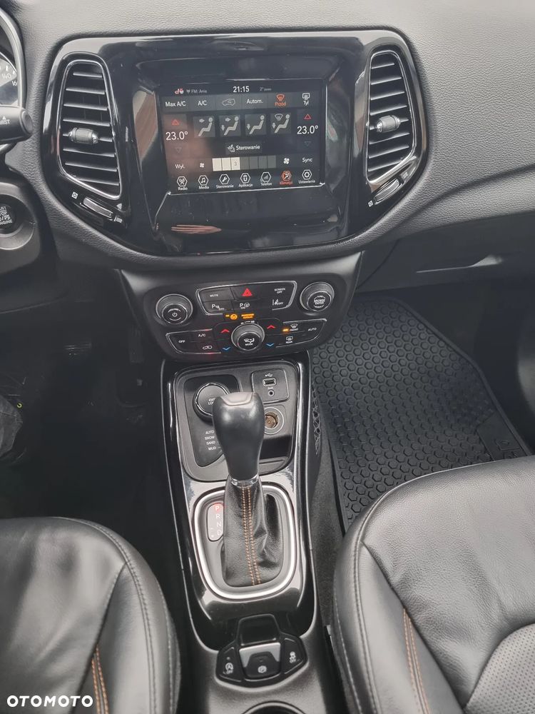 Jeep Compass 1.4 TMair Limited 4WD S&S - 17