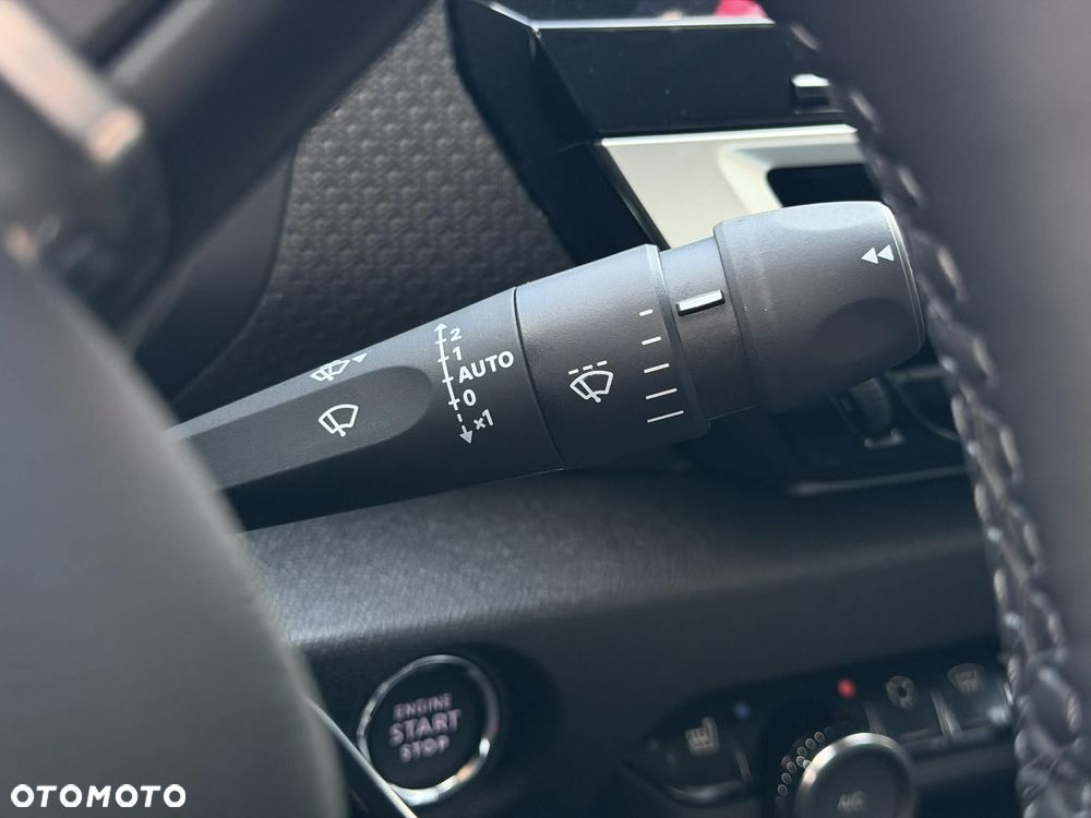 Citroën C4 1.2 mHEV Max eDCT6 - 12