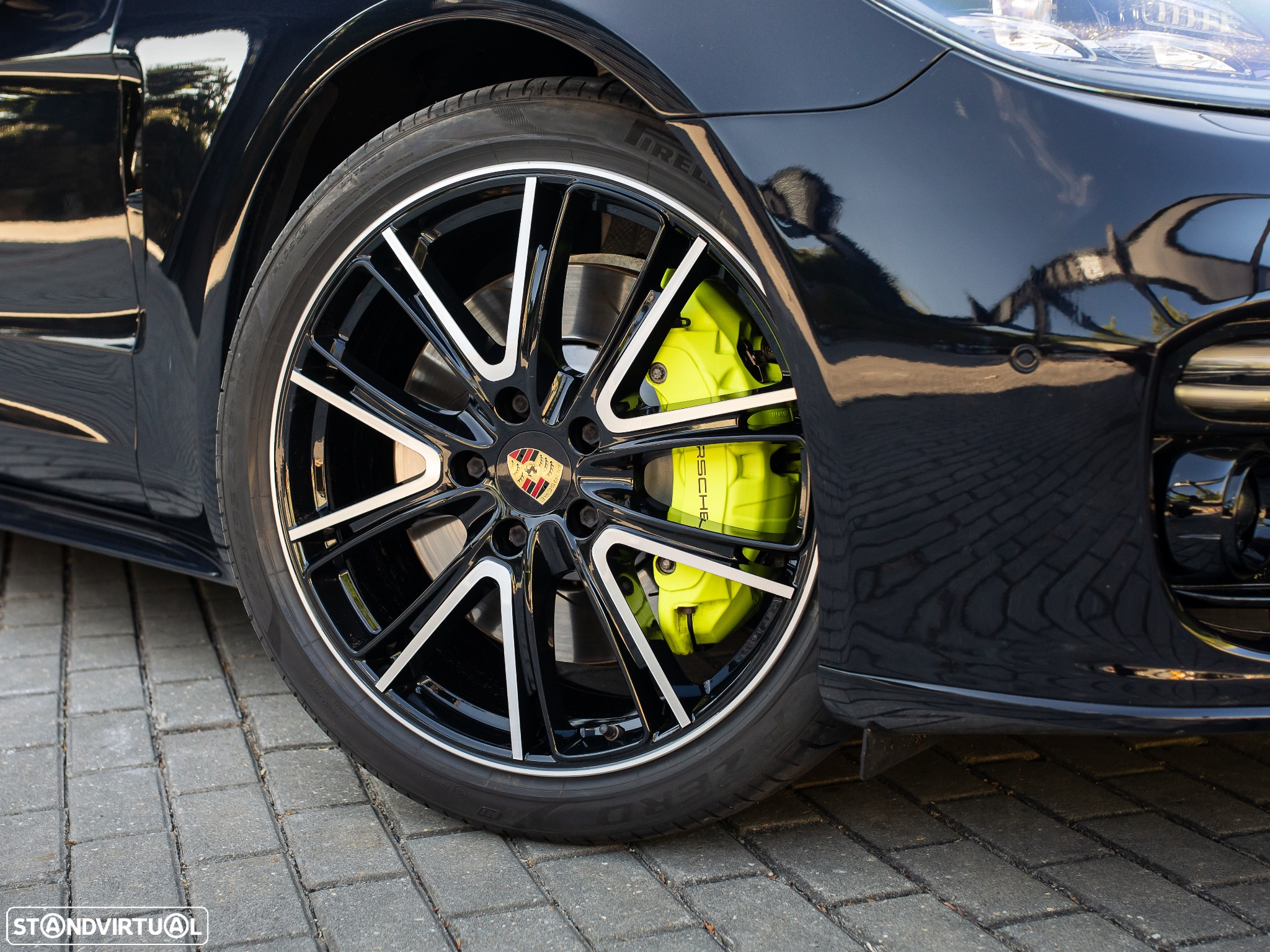Porsche Panamera 4 E-Hybrid - 7