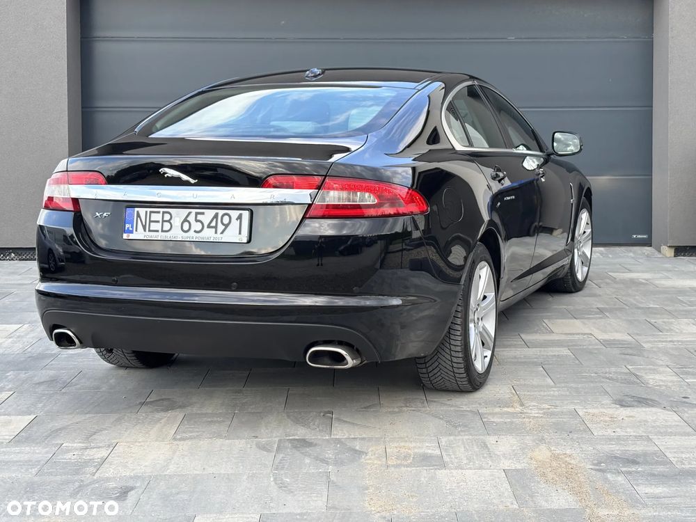 Jaguar XF 3.0 V6 D Premium Luxury - 6