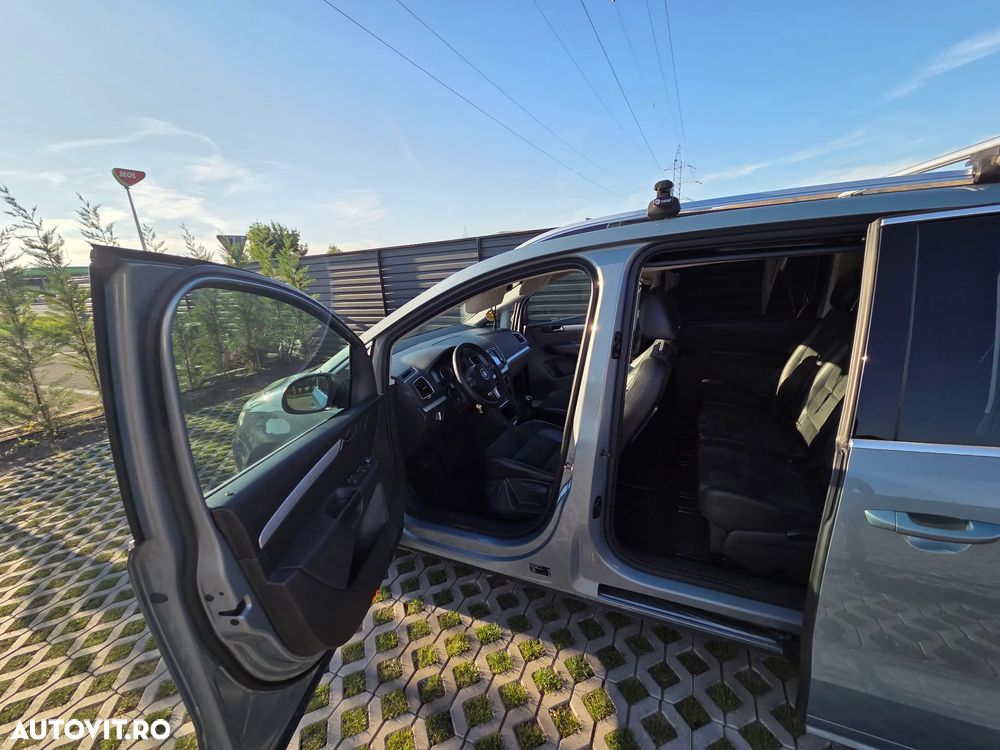 Volkswagen Sharan 2.0 TDI 4MOTION BlueMotion Technology Highline - 10