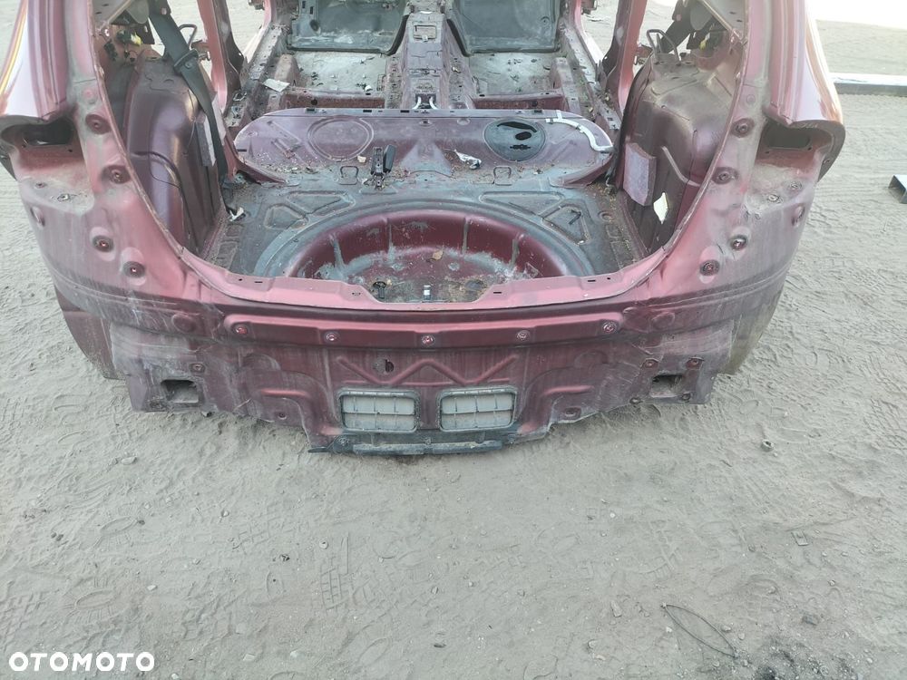 WANNA BAGAŻNIKA PAS TYLNY SEAT LEON II LS3X - 1