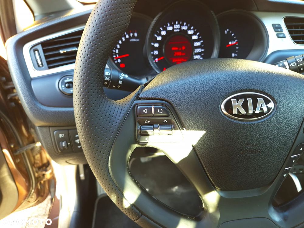 Kia Ceed 1.6 GDI Spirit - 21