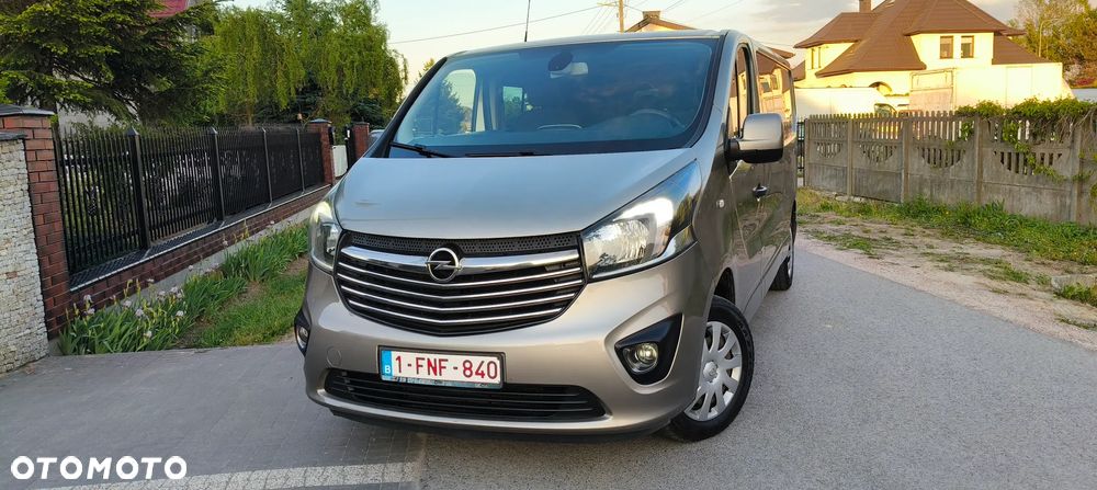 Opel VIVARO L2H1 DŁUGI 5 OSOBOWY LONG - 28