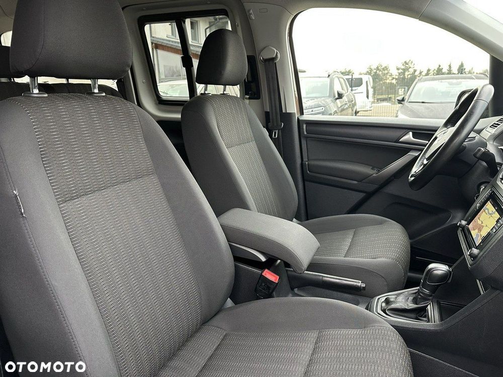 Volkswagen Caddy Maxi 2.0 TDI Comfortline DSG - 12