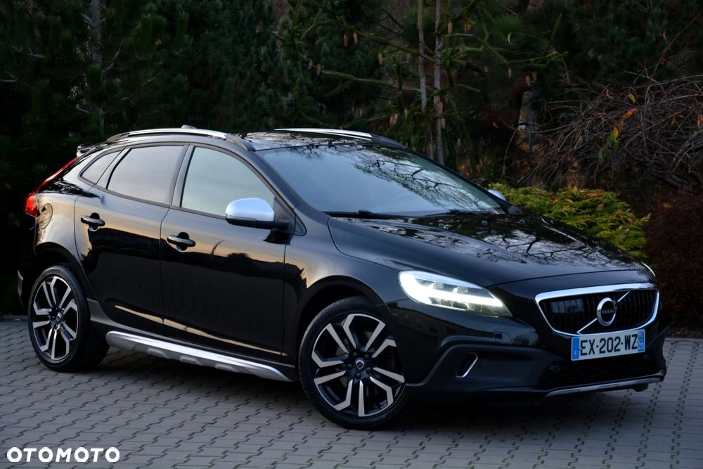 Volvo V40 Cross Country D3 Geartronic Momentum - 9