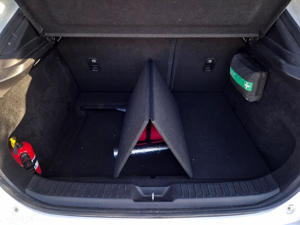 Mazda CX-30 2.0 mHEV Hikari 2WD - 18