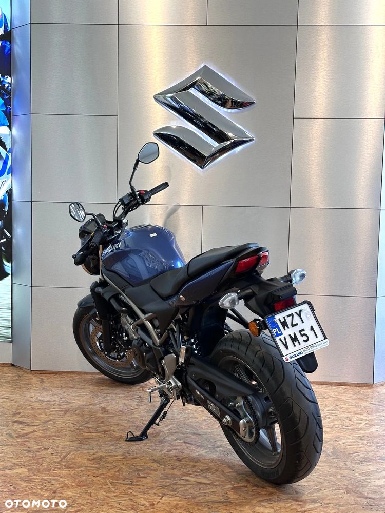 Suzuki SV - 8