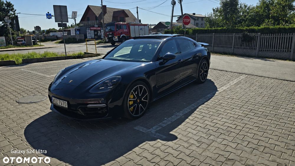 Porsche Panamera - 15