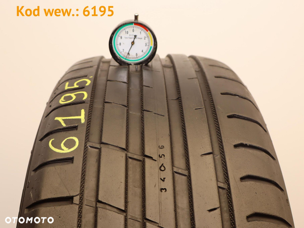 Nokian Powerproof - 215/55 R17