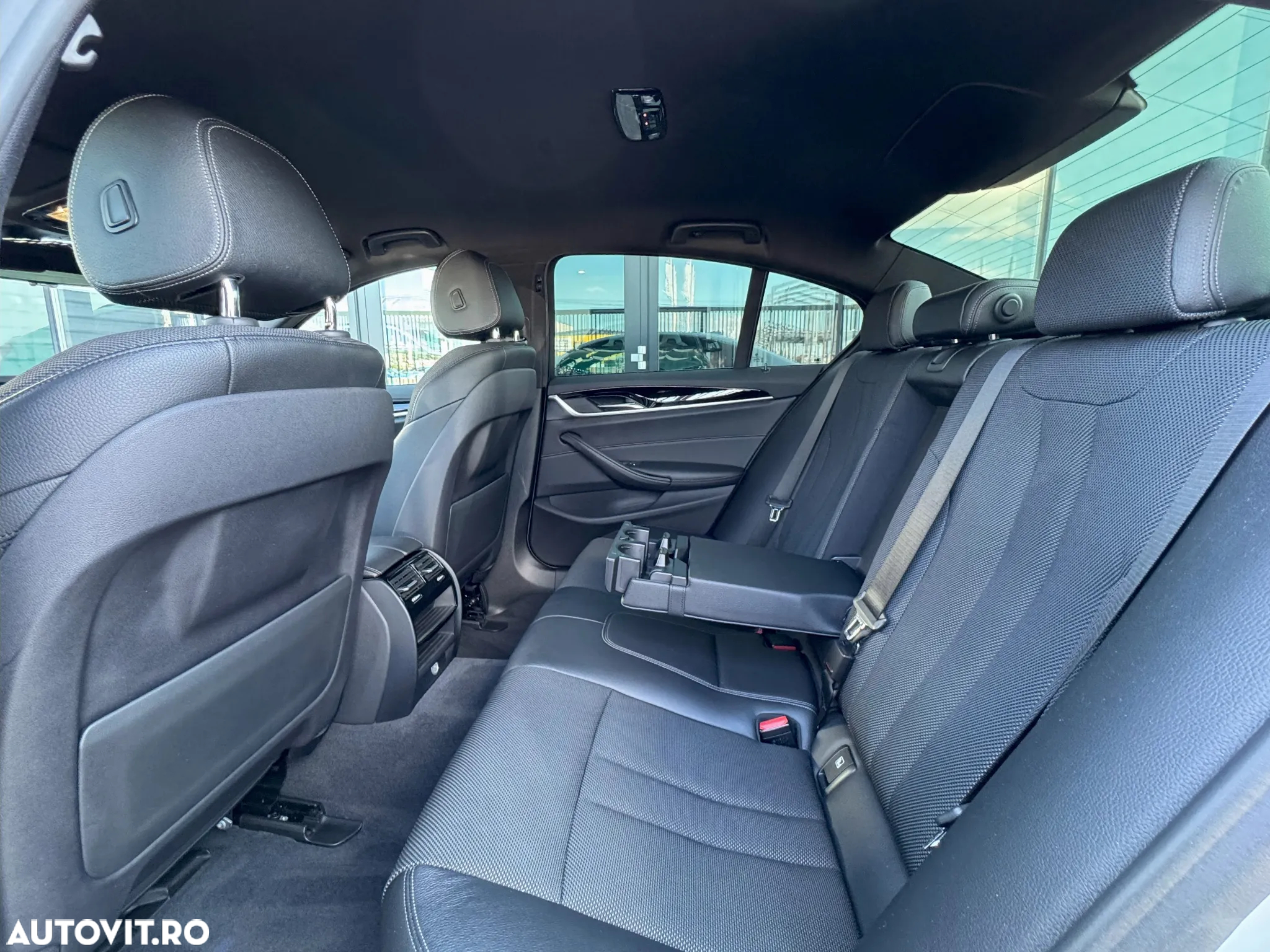 BMW Seria 5 530d AT - 9