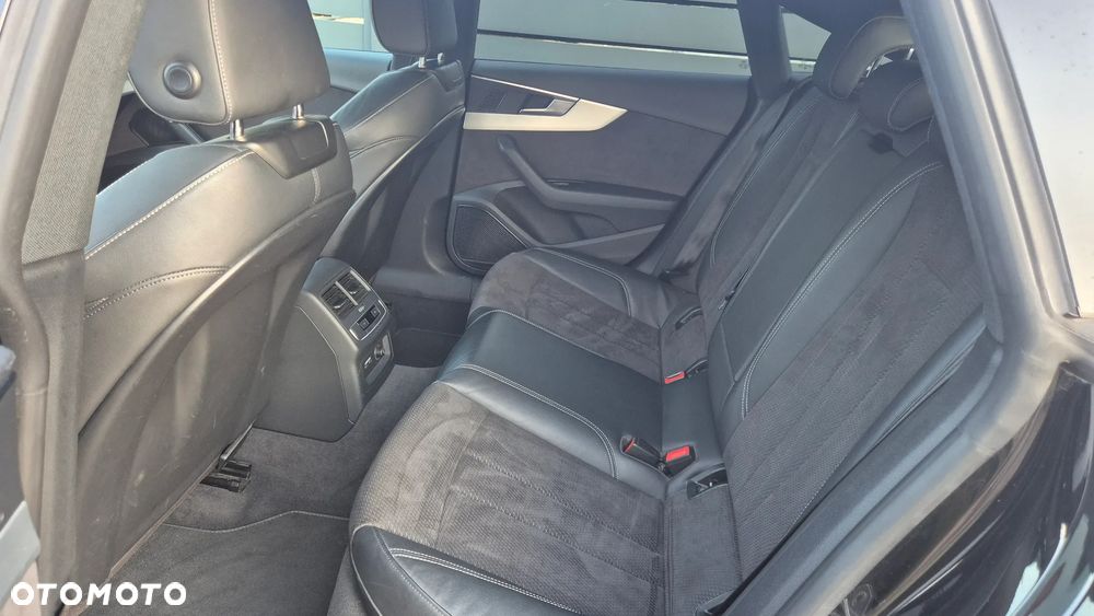 Audi A5 Sportback 40 TDI quattro S tronic S line - 17