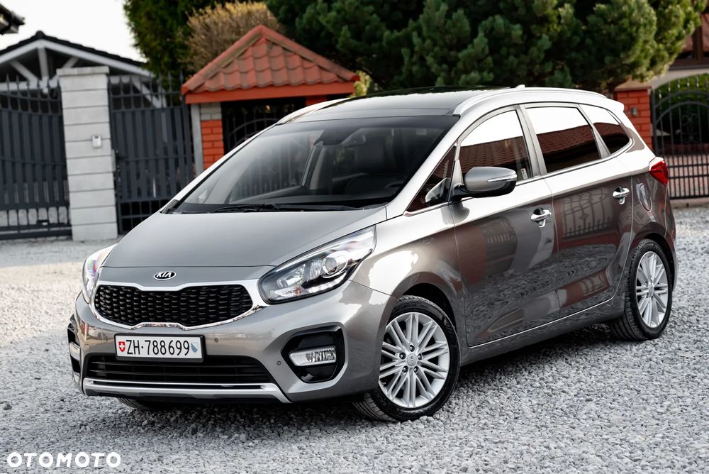 Kia Carens 1.6 GDI S 7os - 6