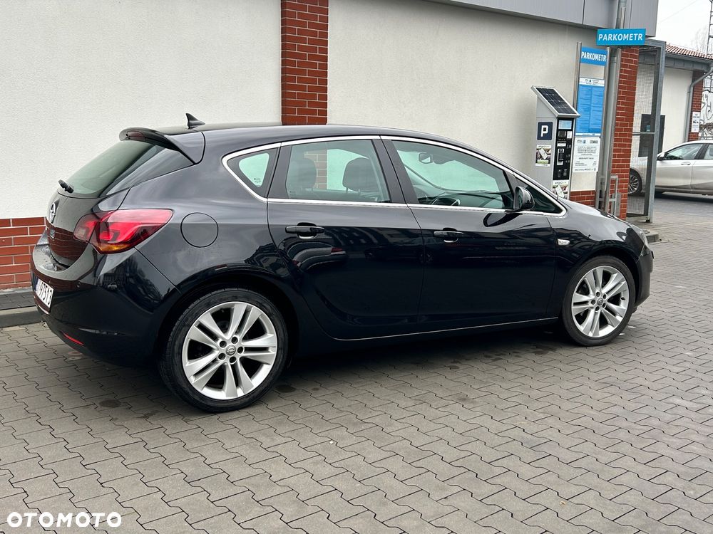 Opel Astra 1.6 Edition Sport - 4