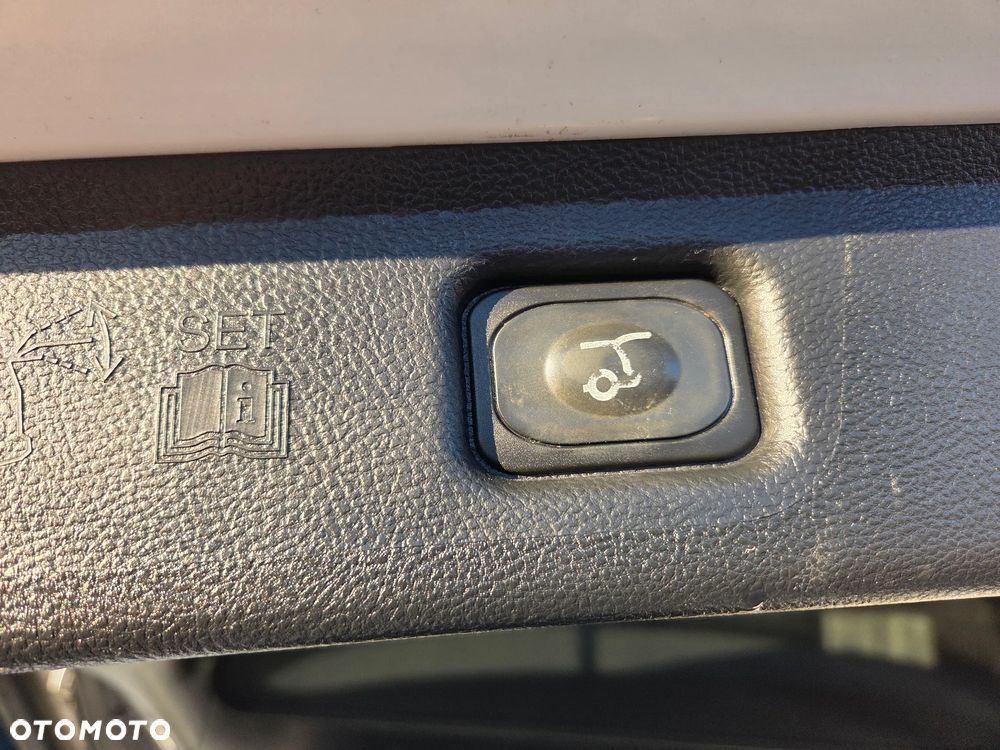 Ford S-Max 2.0 TDCi Titanium PowerShift - 18