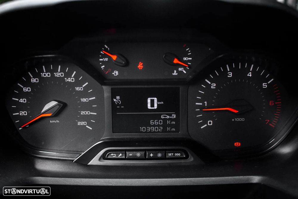 Peugeot Partner BlueHDi 100 - 16