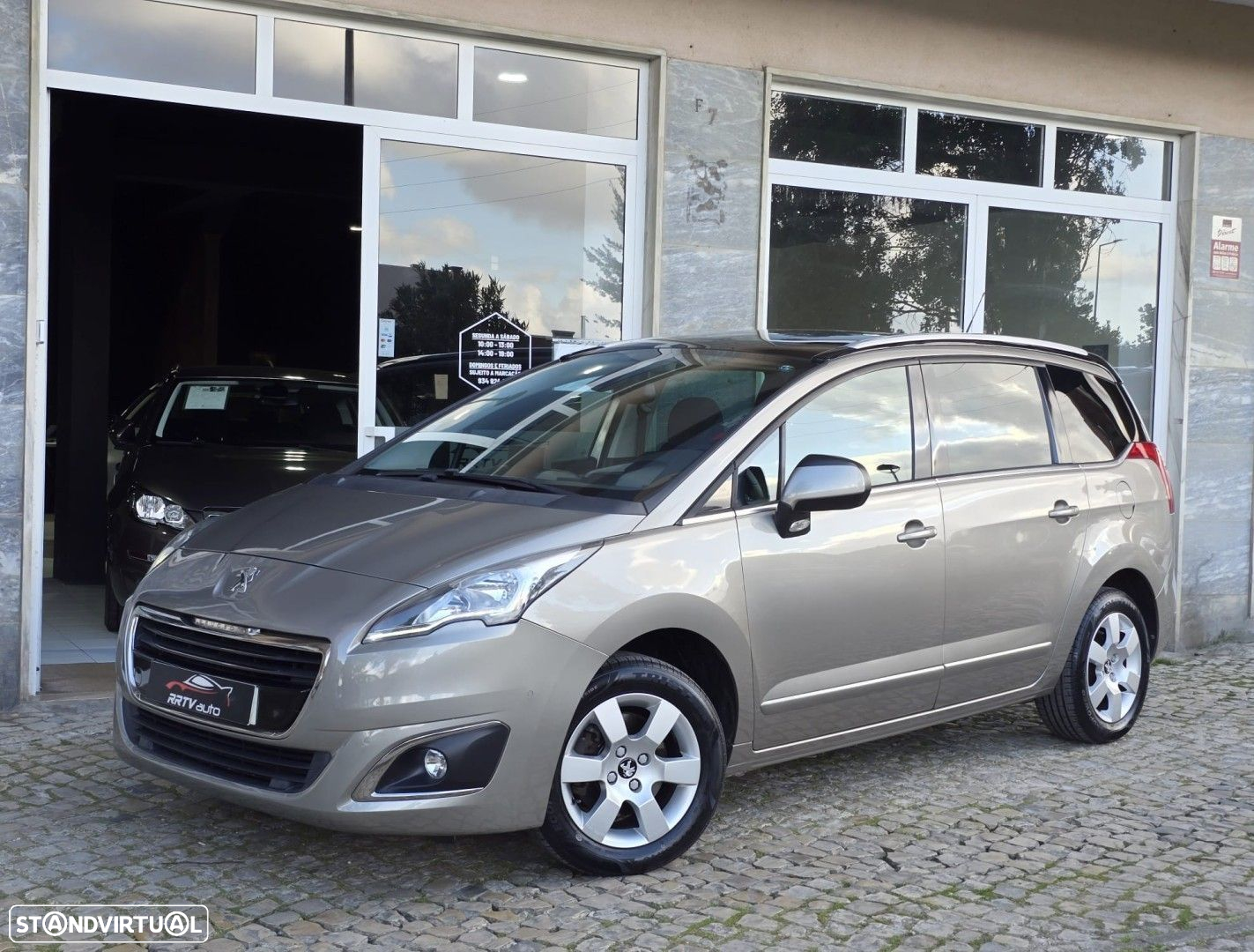 Peugeot 5008 1.6 BlueHDi Allure J17 - 9
