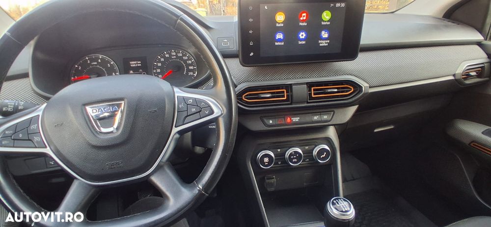 Dacia Sandero Stepway TCe 90 MT6 Comfort - 8